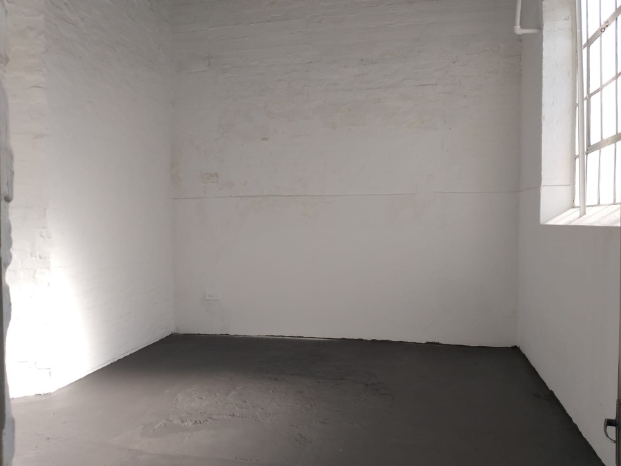 To Let Commercial Property for Rent in Paarden Eiland Western Cape